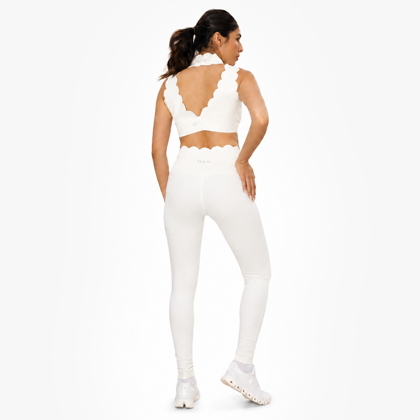 The Scallop Legging in Whispy Cloud